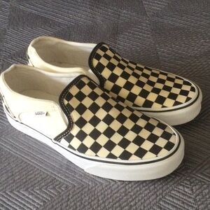 Vans size 8.5 black and cream Checkerboard Slip-On Sneakers for women